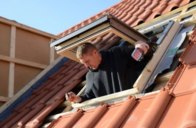 Pose de fenêtres de toit Velux à Gaillères